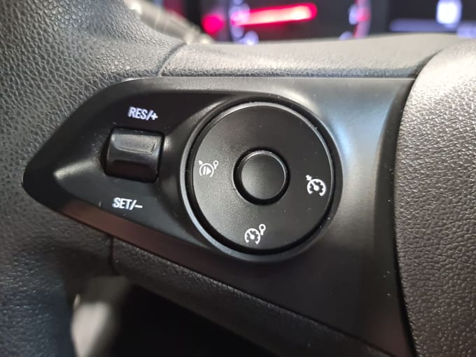 2025 Vauxhall Combo