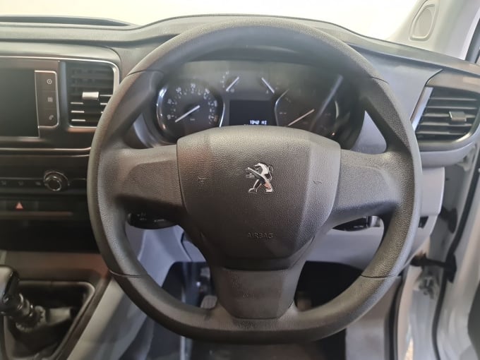 2025 Peugeot Expert