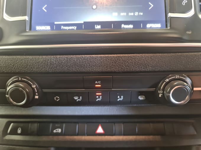 2025 Vauxhall Vivaro