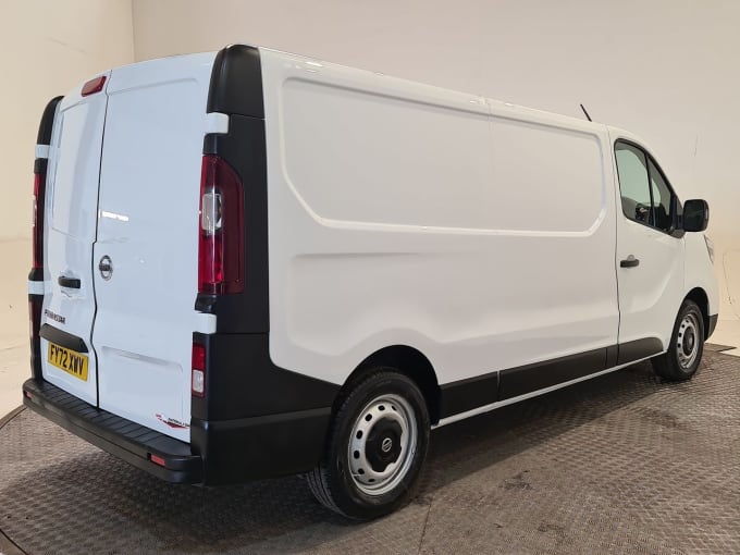 2025 Nissan Primastar