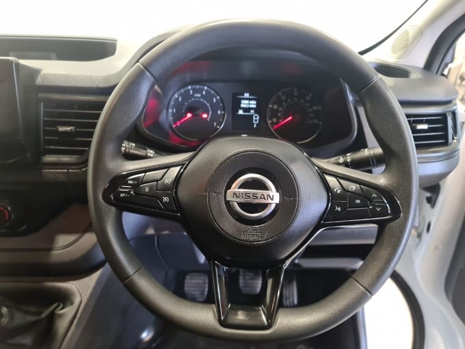 2025 Nissan Primastar