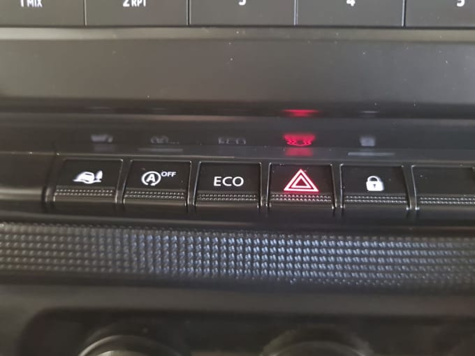 2025 Nissan Primastar