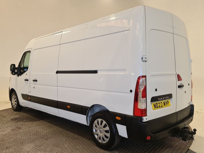 2025 Renault Master