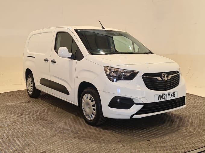 2025 Vauxhall Combo