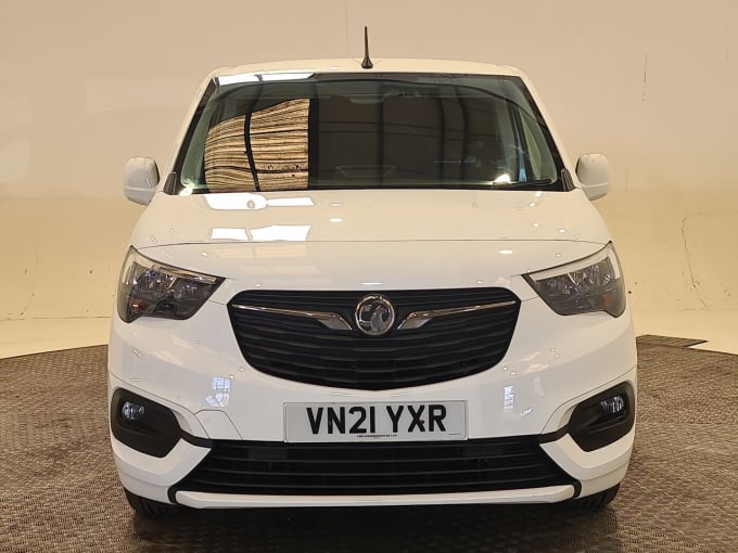 2025 Vauxhall Combo