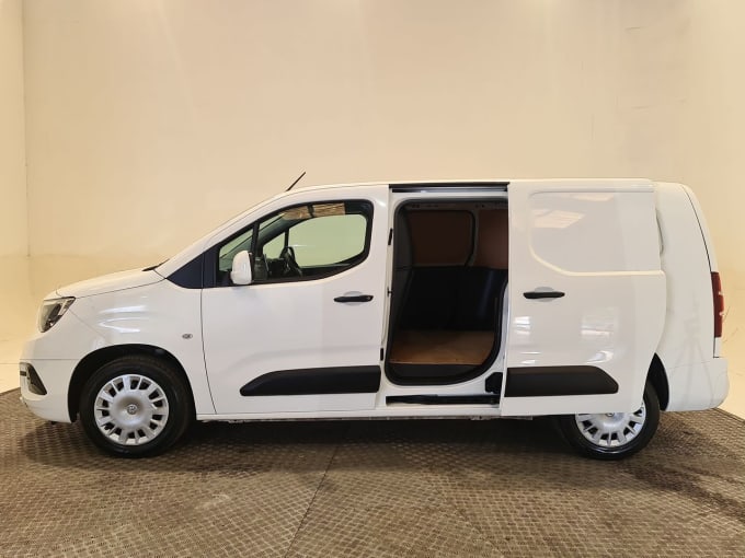 2025 Vauxhall Combo