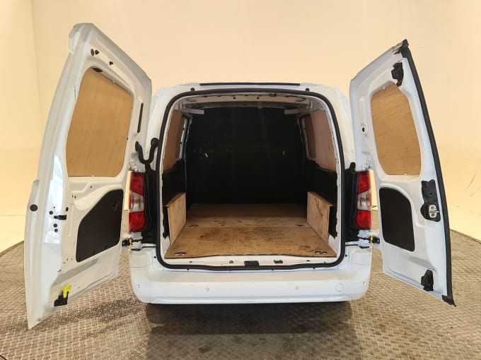 2025 Vauxhall Combo