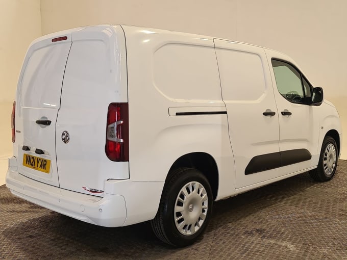 2025 Vauxhall Combo