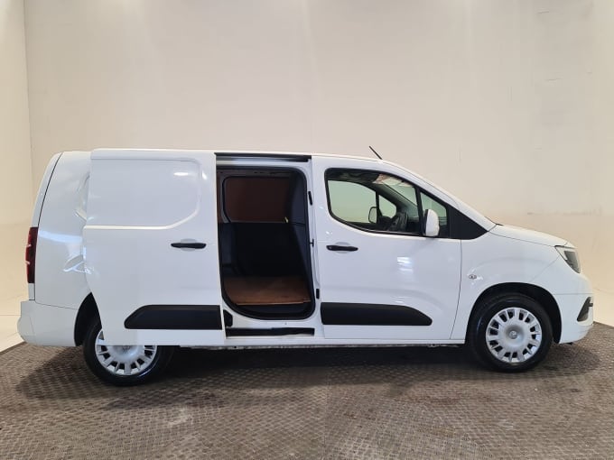 2025 Vauxhall Combo