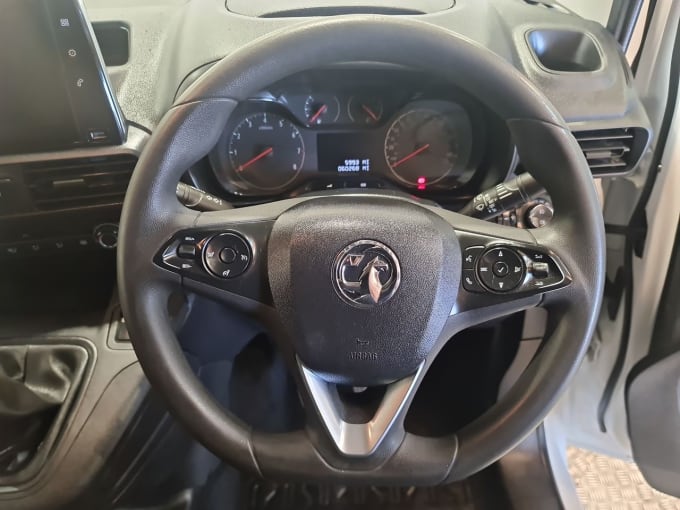 2025 Vauxhall Combo