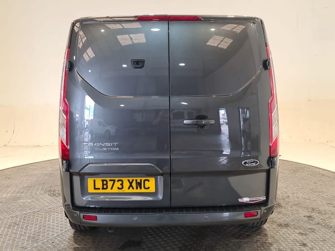 2025 Ford Transit Custom