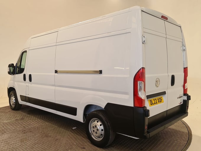 2025 Vauxhall Movano