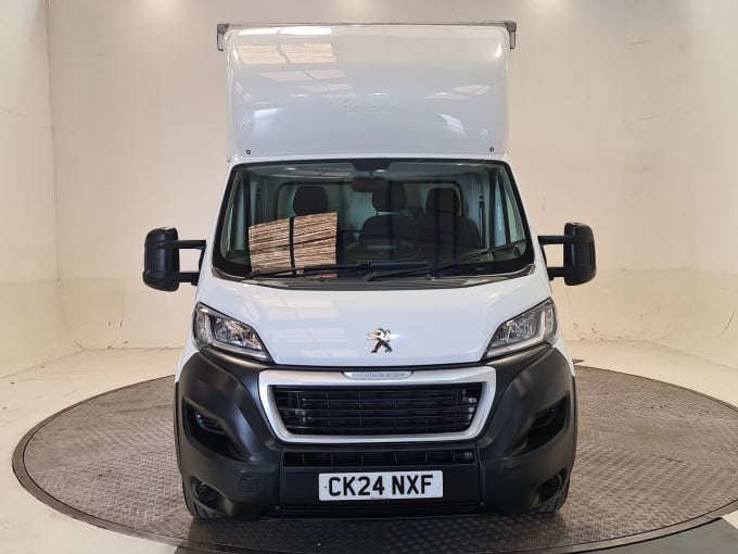 2025 Peugeot Boxer