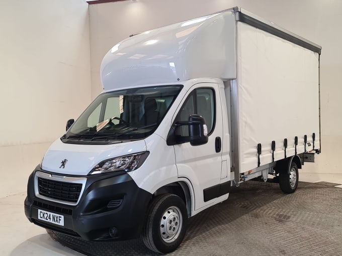 2025 Peugeot Boxer