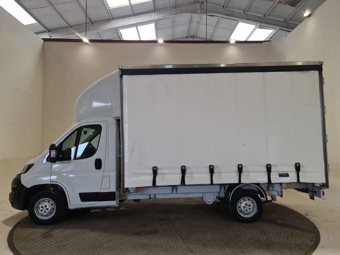 2025 Peugeot Boxer
