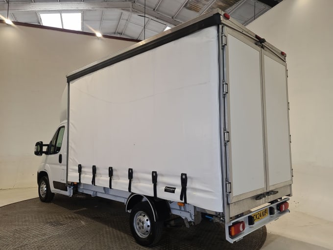2025 Peugeot Boxer
