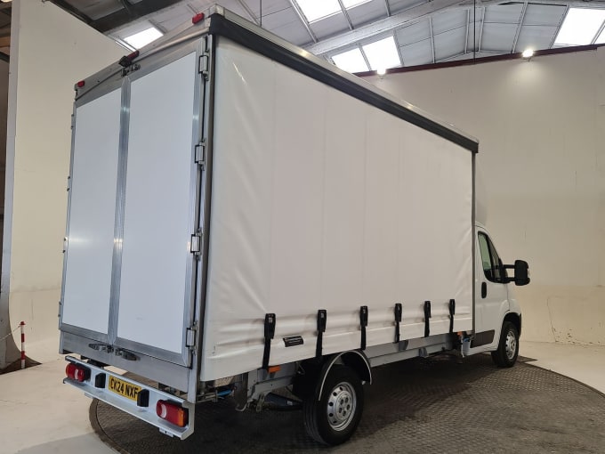 2025 Peugeot Boxer