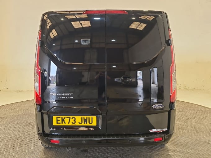 2025 Ford Transit Custom