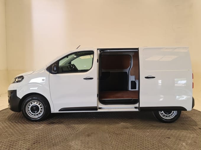 2025 Vauxhall Vivaro