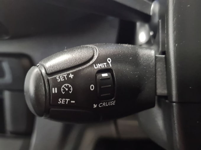 2025 Vauxhall Vivaro
