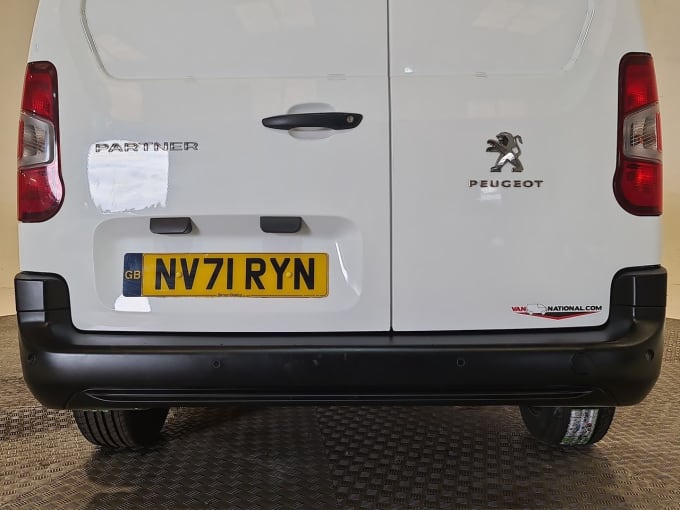 2025 Peugeot Partner