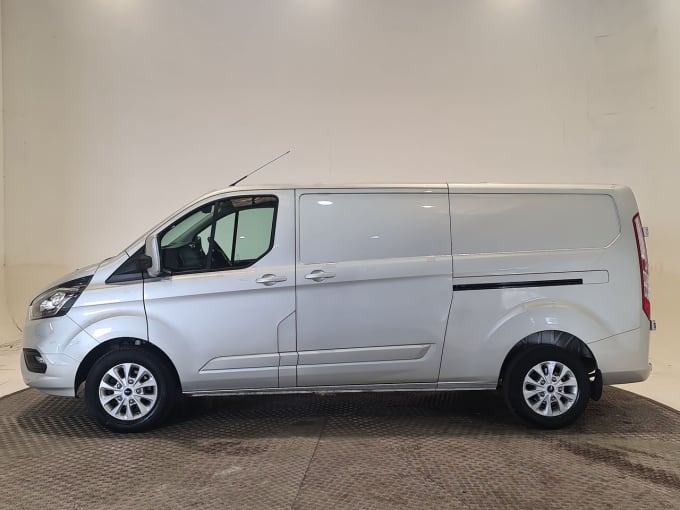 2025 Ford Transit Custom