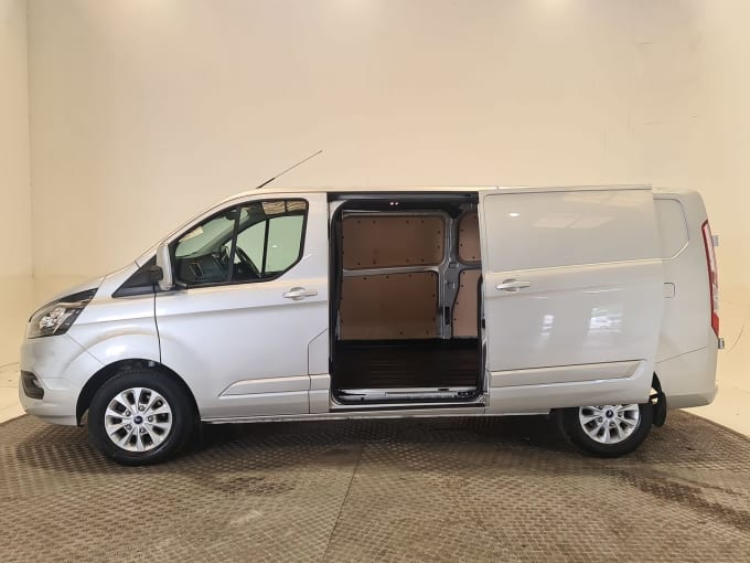 2025 Ford Transit Custom