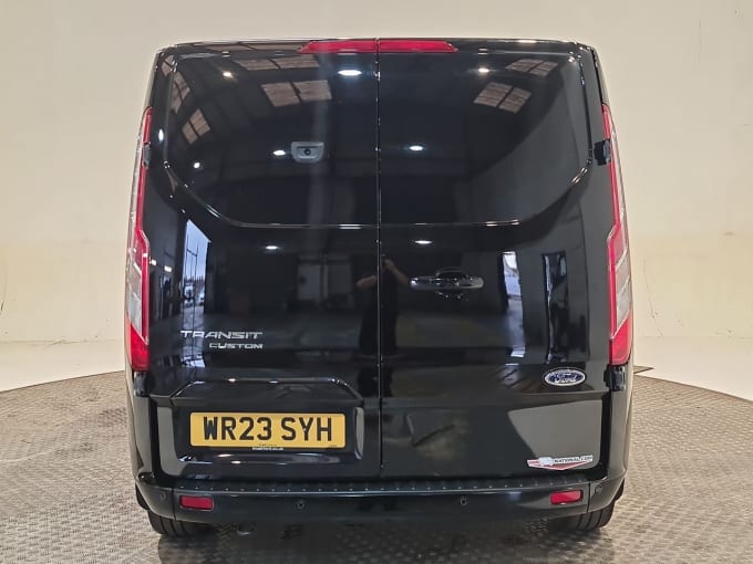 2025 Ford Transit Custom