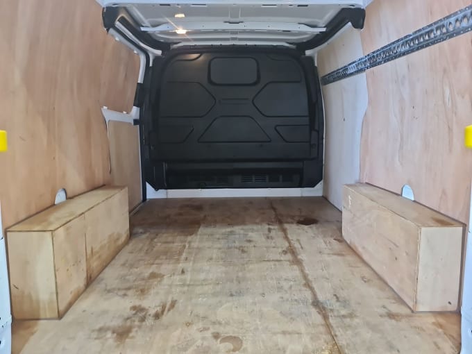 2025 Ford Transit Custom