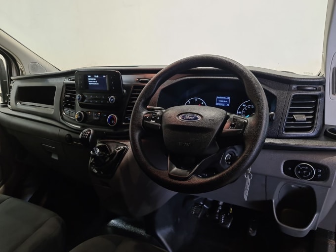2025 Ford Transit Custom