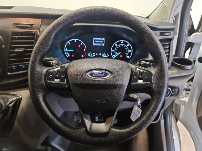 2025 Ford Transit Custom