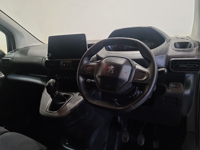 2020 Peugeot Partner