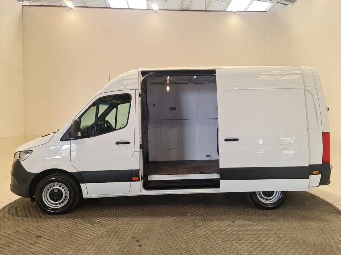2025 Mercedes-benz Sprinter