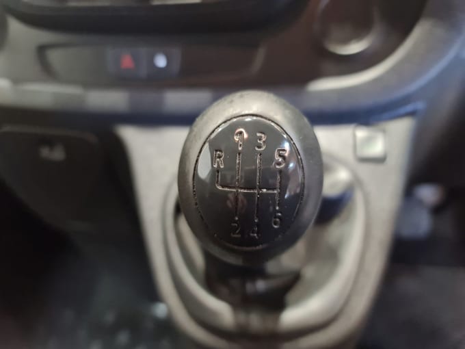 2025 Renault Trafic