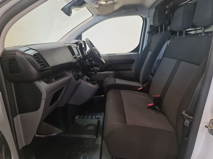 2025 Vauxhall Vivaro