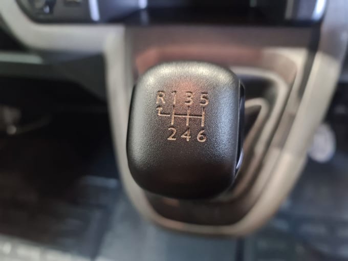 2025 Vauxhall Vivaro
