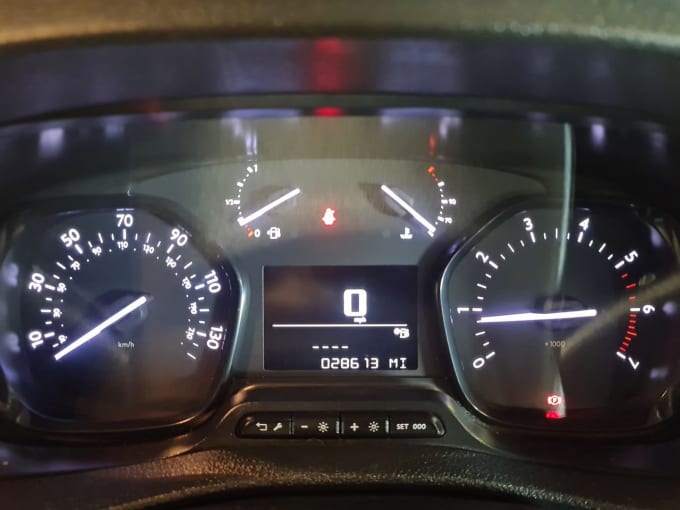 2025 Vauxhall Vivaro