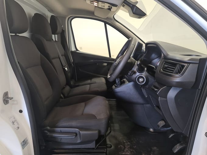 2025 Renault Trafic