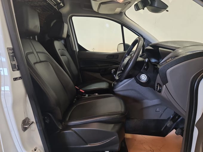 2025 Ford Transit Connect