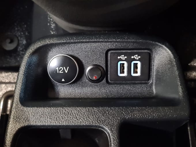 2025 Ford Transit Connect