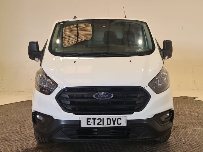 2025 Ford Transit Custom