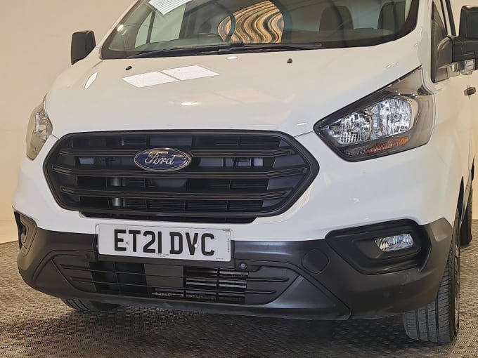 2025 Ford Transit Custom