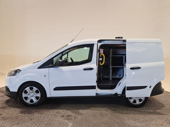 2025 Ford Transit Courier