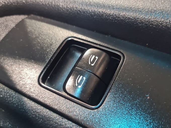 2025 Mercedes-benz Sprinter