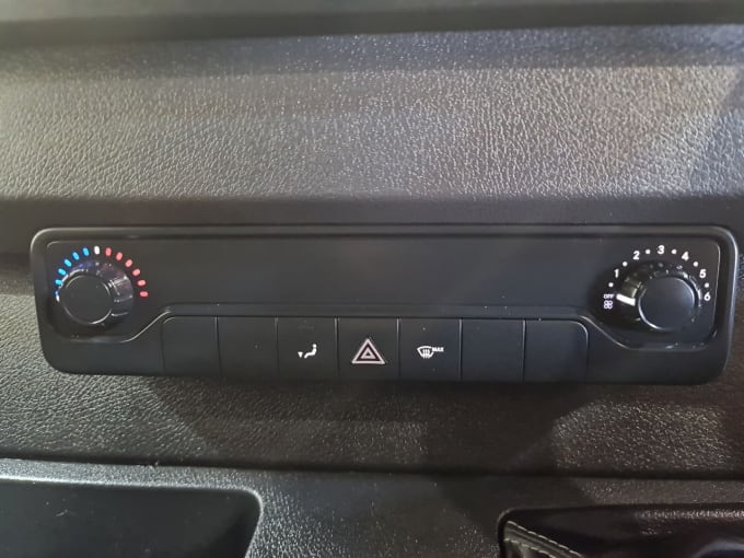 2025 Mercedes-benz Sprinter