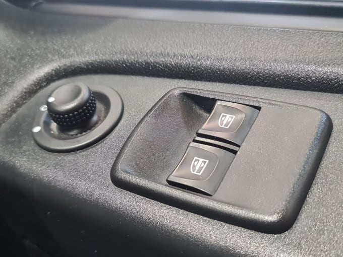 2025 Renault Trafic