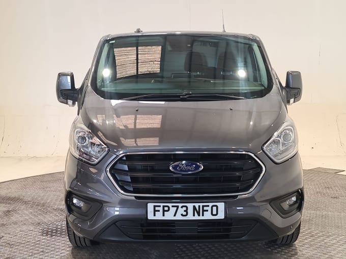 2025 Ford Transit Custom