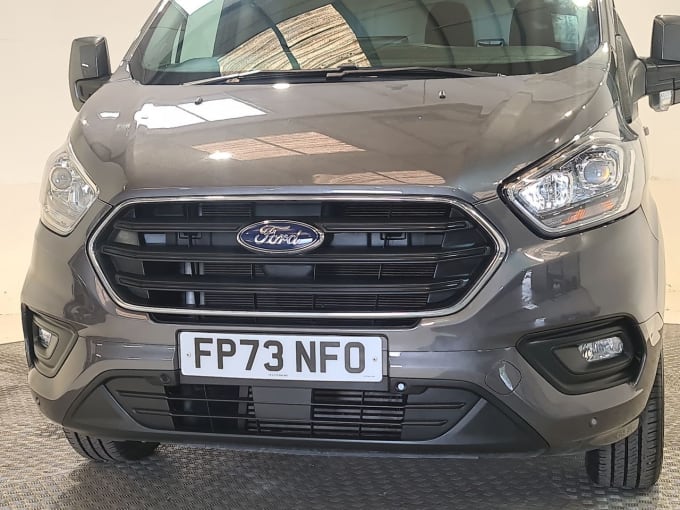 2025 Ford Transit Custom