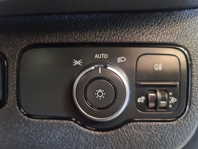 2025 Mercedes-benz Sprinter