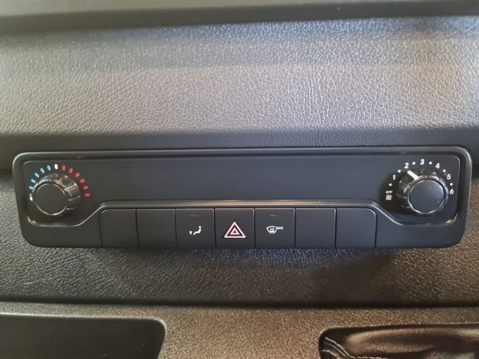 2025 Mercedes-benz Sprinter